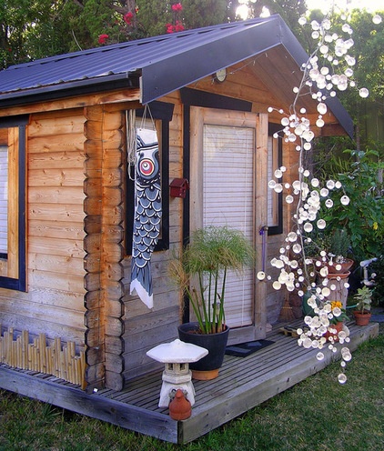 midcentury garage and shed by Lisa Hallett Taylor