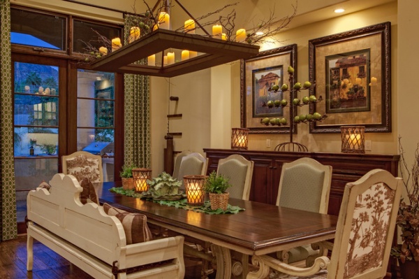 traditional dining room by Hendricks Construction