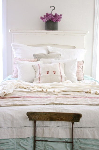 rustic bedroom by Dreamy Whites