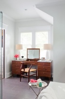 Objects of Desire: Dressing Tables Groomed for Style