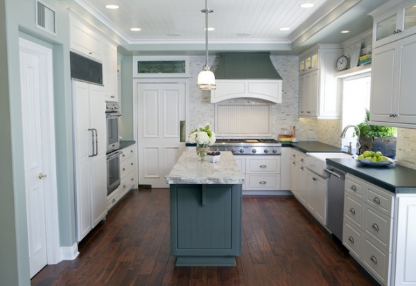 traditional kitchen by valerie ribeiro, ASID Allied member