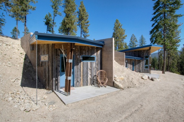 Contemporary Porch by Copeland Architecture & Construction Inc