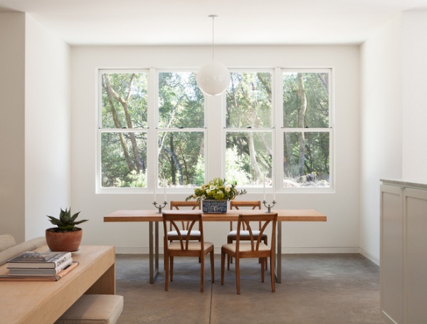 Traditional Dining Room by Michele Lee Willson Photography