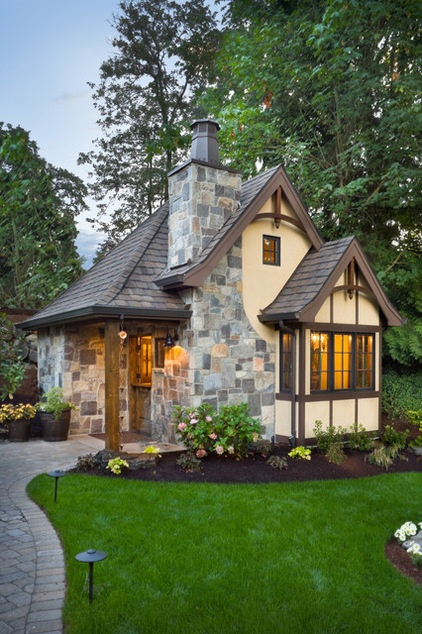 Traditional Exterior by Alan Mascord Design Associates Inc