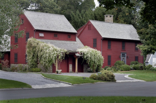 Farmhouse Exterior by Michael Piccirillo Architecture PLLC