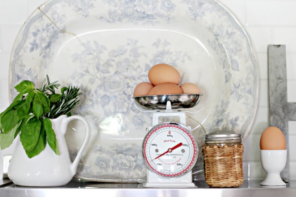 Traditional Kitchen by Holly Mathis Interiors