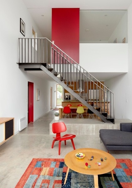 Midcentury Staircase by In Situ Architecture