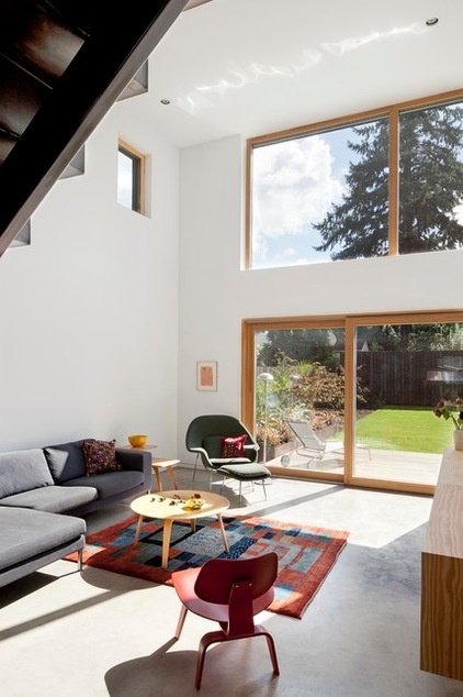 Midcentury Living Room by In Situ Architecture