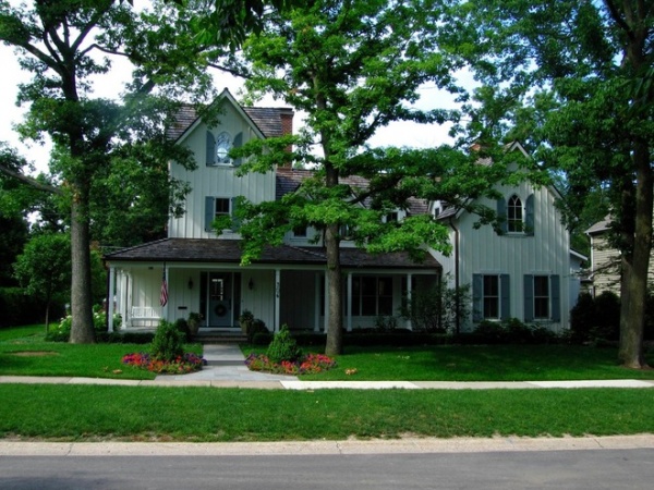 Farmhouse Exterior by Edward Deegan Architects