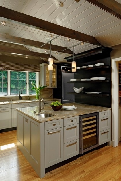 Transitional by Jennifer Gilmer Kitchen & Bath