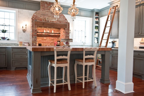 Traditional Kitchen by Harmony Cabinets & Construction