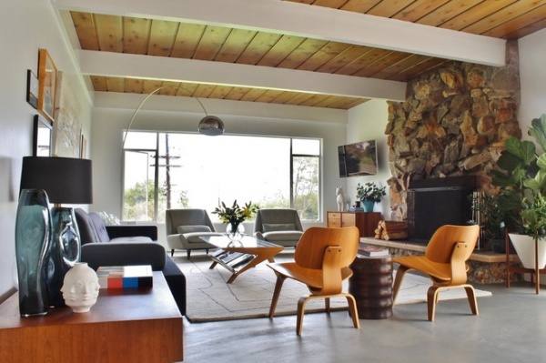 Midcentury Living Room by Kimberley Bryan