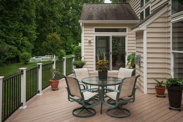 Traditional Deck by Fine Decks Inc