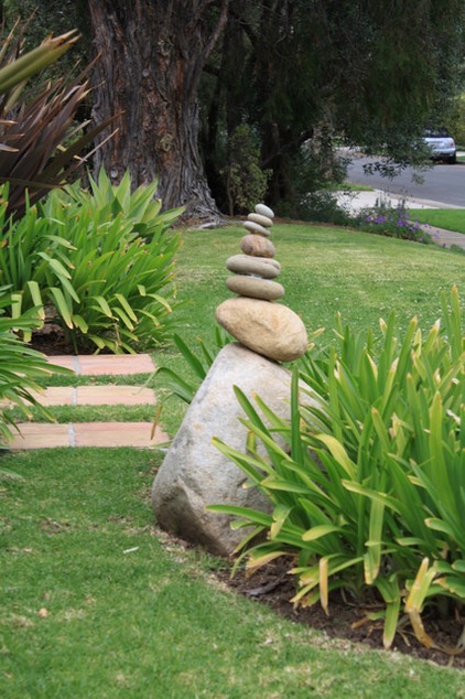 Eclectic Landscape by Dale Newman Landscape Architect