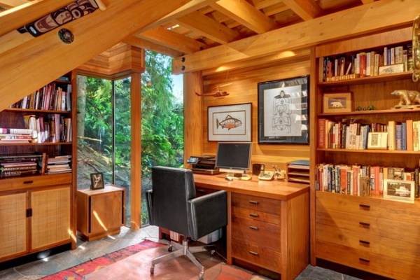 Rustic Home Office by Ty Evans, Windermere Real Estate/BI, Inc.