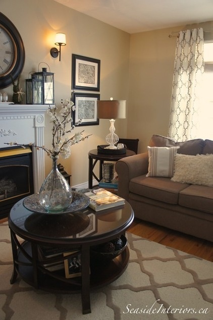 Traditional Living Room by Seaside Interiors