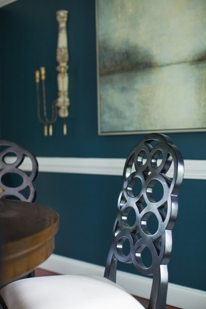 Traditional Dining Room by Elizabeth Reich