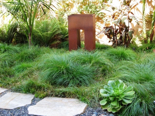 Contemporary Landscape by debora carl landscape design