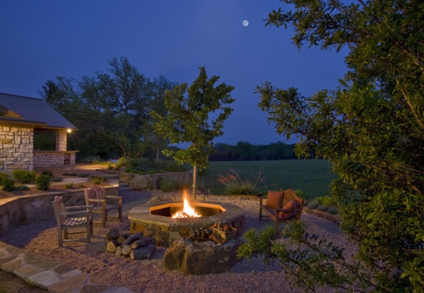 Traditional Landscape by Rick O'Donnell Architect