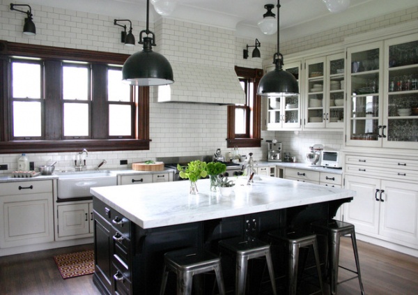 Traditional Kitchen by Rebekah Zaveloff | KitchenLab