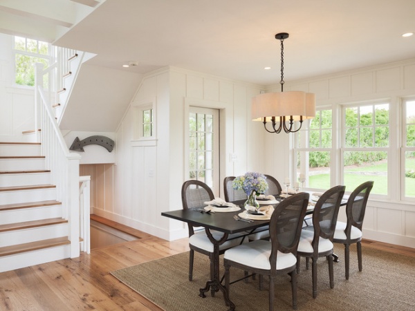 Traditional Dining Room by Sophie Metz Design