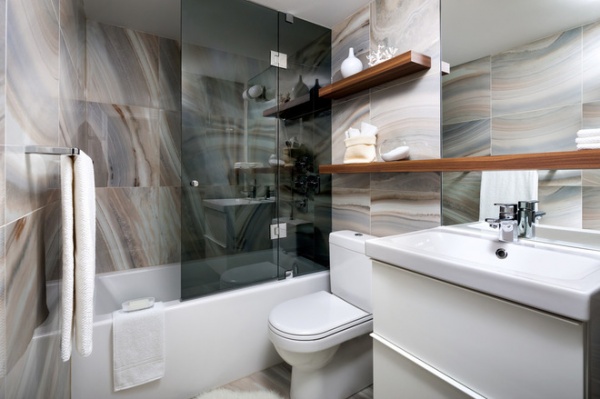 Contemporary Bathroom by Toronto Interior Design Group | Yanic Simard