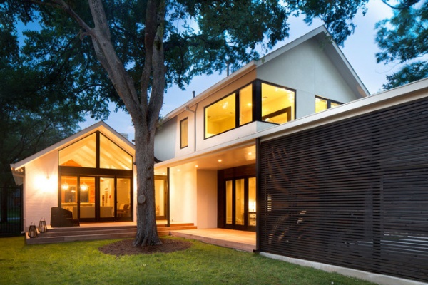 Transitional Exterior by Arbib Hughey Design