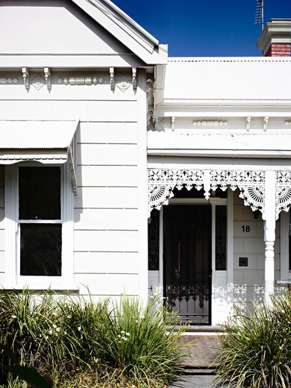 Traditional Exterior by Wolveridge Architects