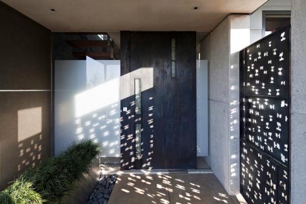 Contemporary Entry by WA design