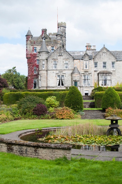 Traditional Exterior by Amelia Hallsworth Photography