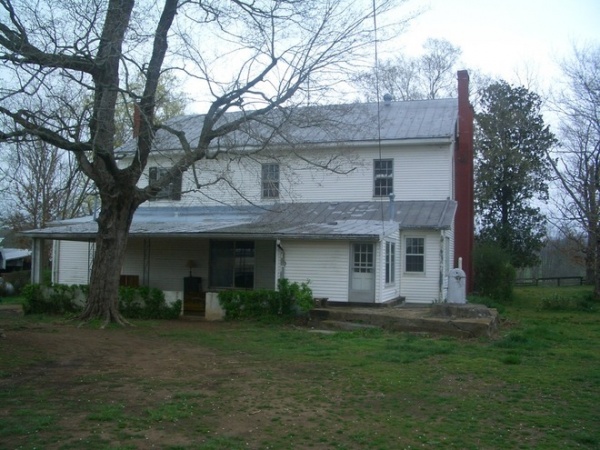 We Can Dream: A Bucolic Tennesse Farmhouse on 750 Acres