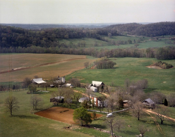 We Can Dream: A Bucolic Tennesse Farmhouse on 750 Acres