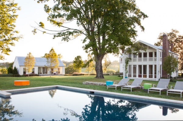 Farmhouse Pool by HS2 Architecture