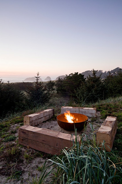 Beach Style Patio by Jessica Helgerson Interior Design