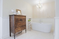 10 Living Room Touches to Bring to the Bath