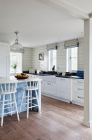 Kitchen of the Week: Beach-House Beauty With a Practical Style