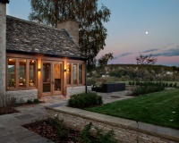 Houzz Tour: Sophisticated Updates for a Traditional English Home