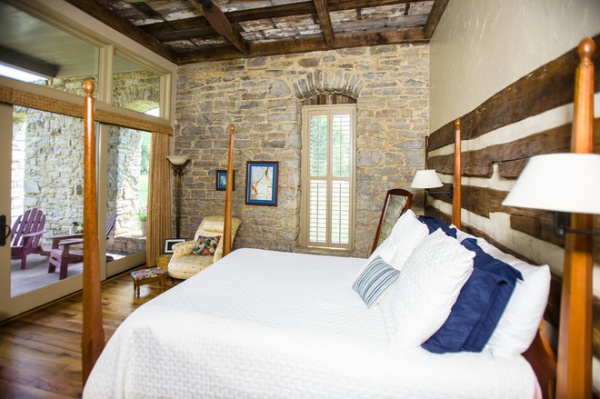 Rustic Bedroom by Wilmes & Associates Architects