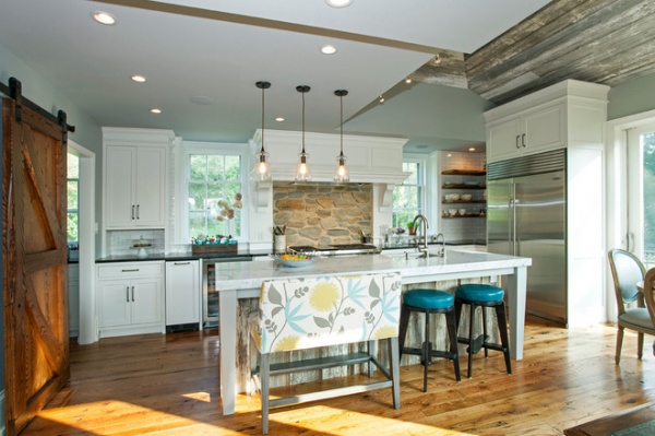 Farmhouse Kitchen by Rudloff Custom Builders