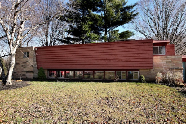 Houzz Tour: 20 Acres, a Train and a Midcentury Gem Fuel a Remodel