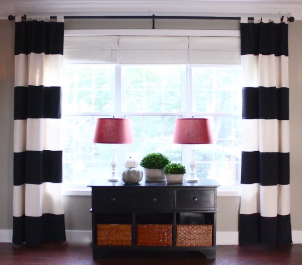 Traditional Family Room by The Yellow Cape Cod