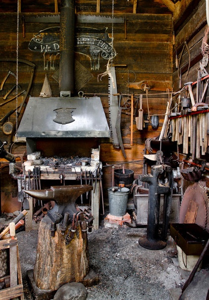 Farmhouse Garage And Shed by Rikki Snyder