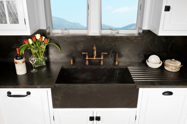 Traditional Kitchen by Soapstone Werks