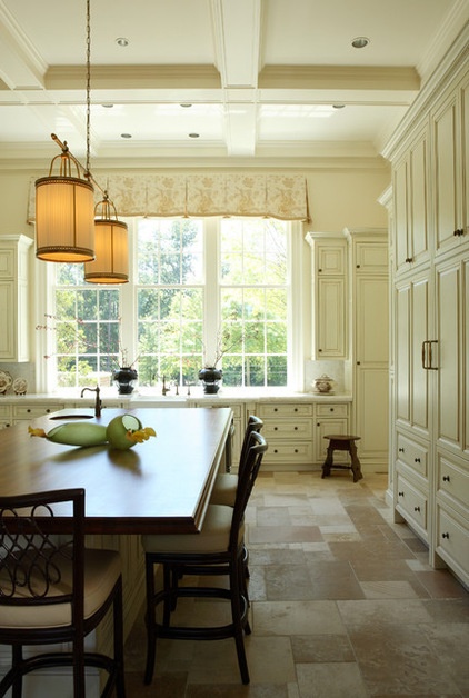 Traditional Kitchen by Dillard Pierce Design Associates