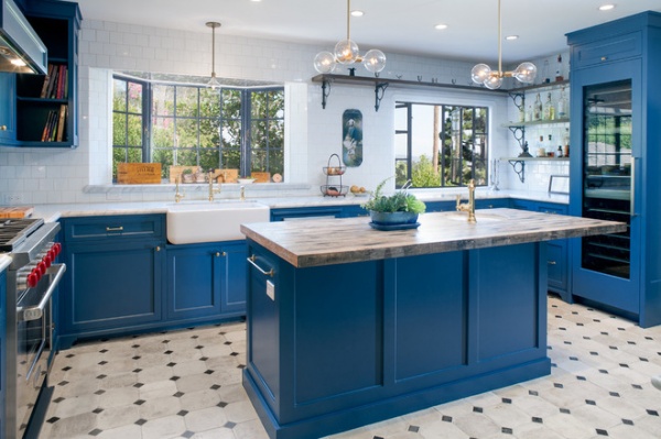 Kitchen of the Week: Bringing Back Glamour to a Hollywood Hills Home