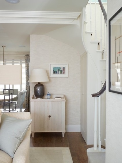 Houzz Tour: Snug London Cottage Has a Spacious Feel