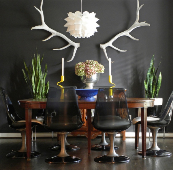 How to Wow Your Guests With a Dramatic Dining Room