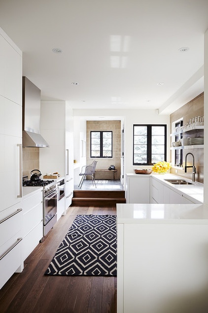 Transitional Kitchen by Barbara Purdy Design Inc.