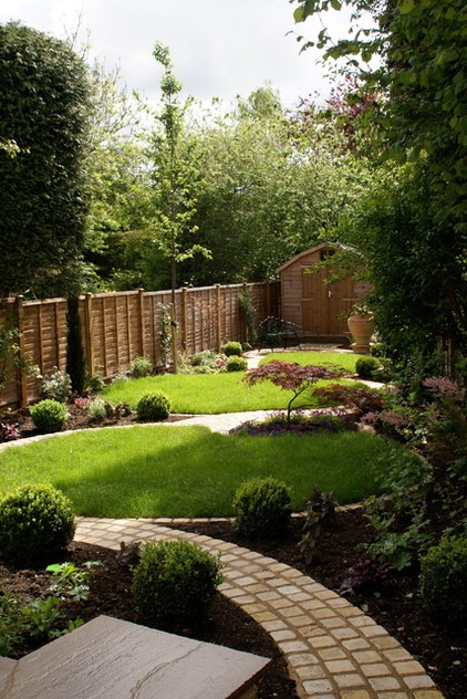 Rustic Landscape by Green Tree Garden Design Ltd