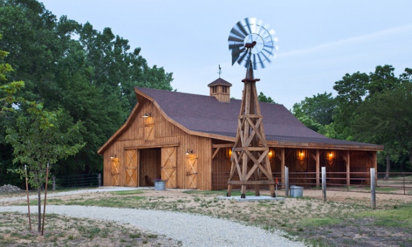 Traditional Garage And Shed by Sand Creek Post & Beam